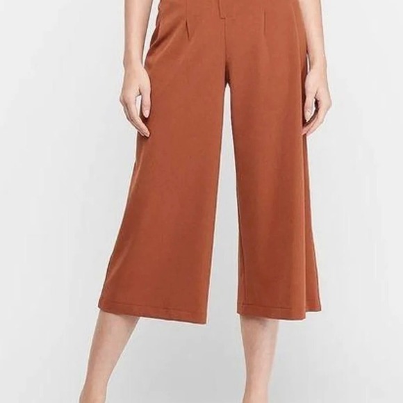 Express Highrise Cropped Culottes - Picture 1 of 6